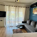 Colorful , Centre * تيرانا