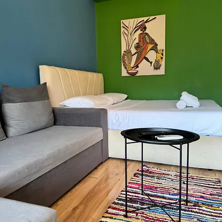 Apartment Colorful , Centre