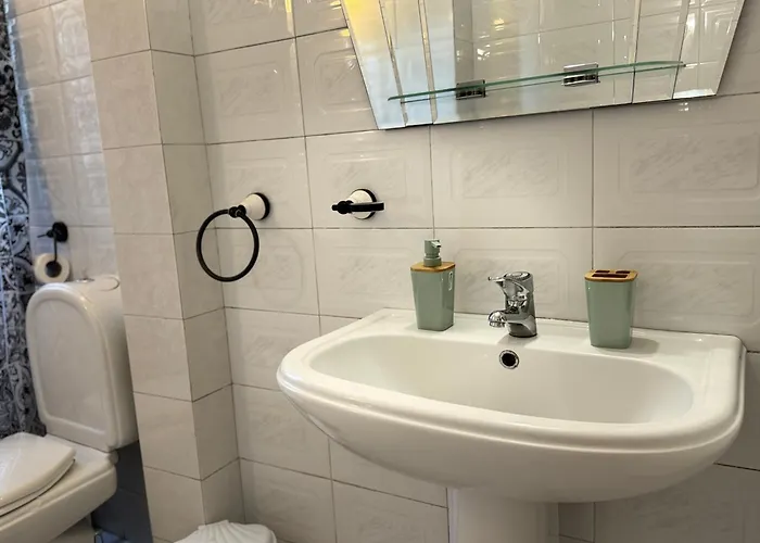 Colorful , Centre Apartment *